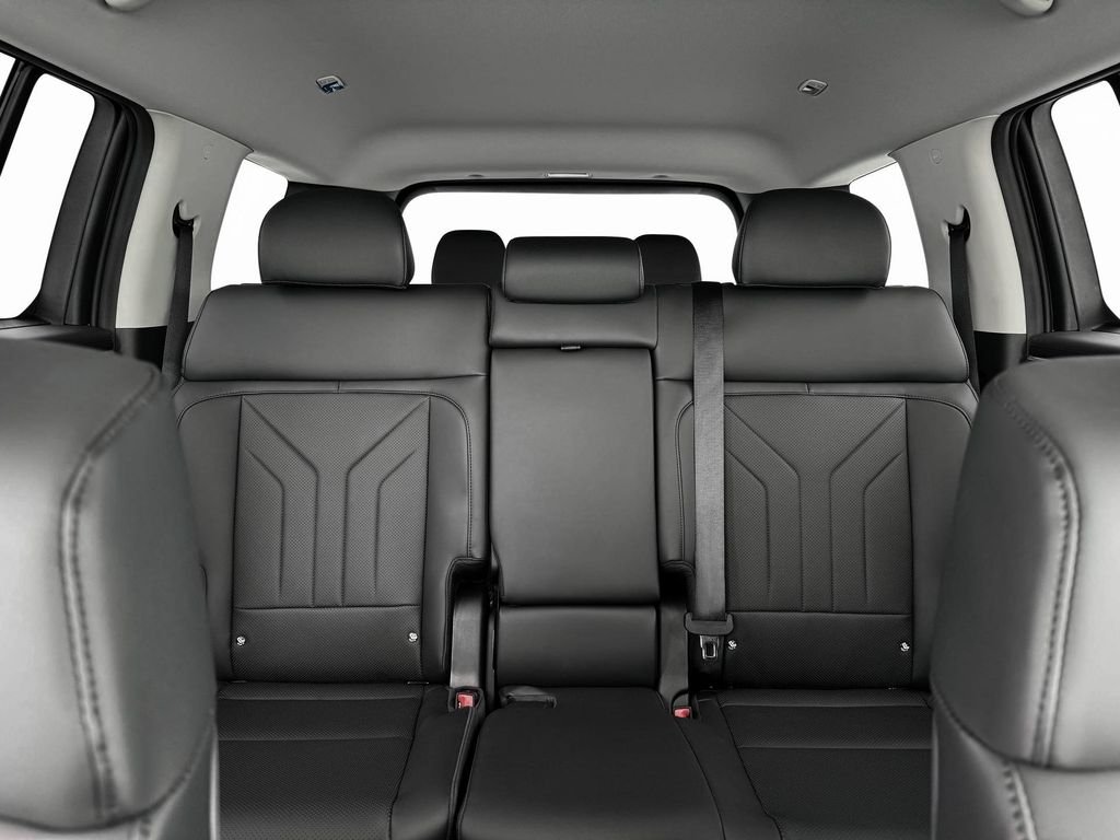 2025 Hyundai Santa Fe XRT - Photo 16