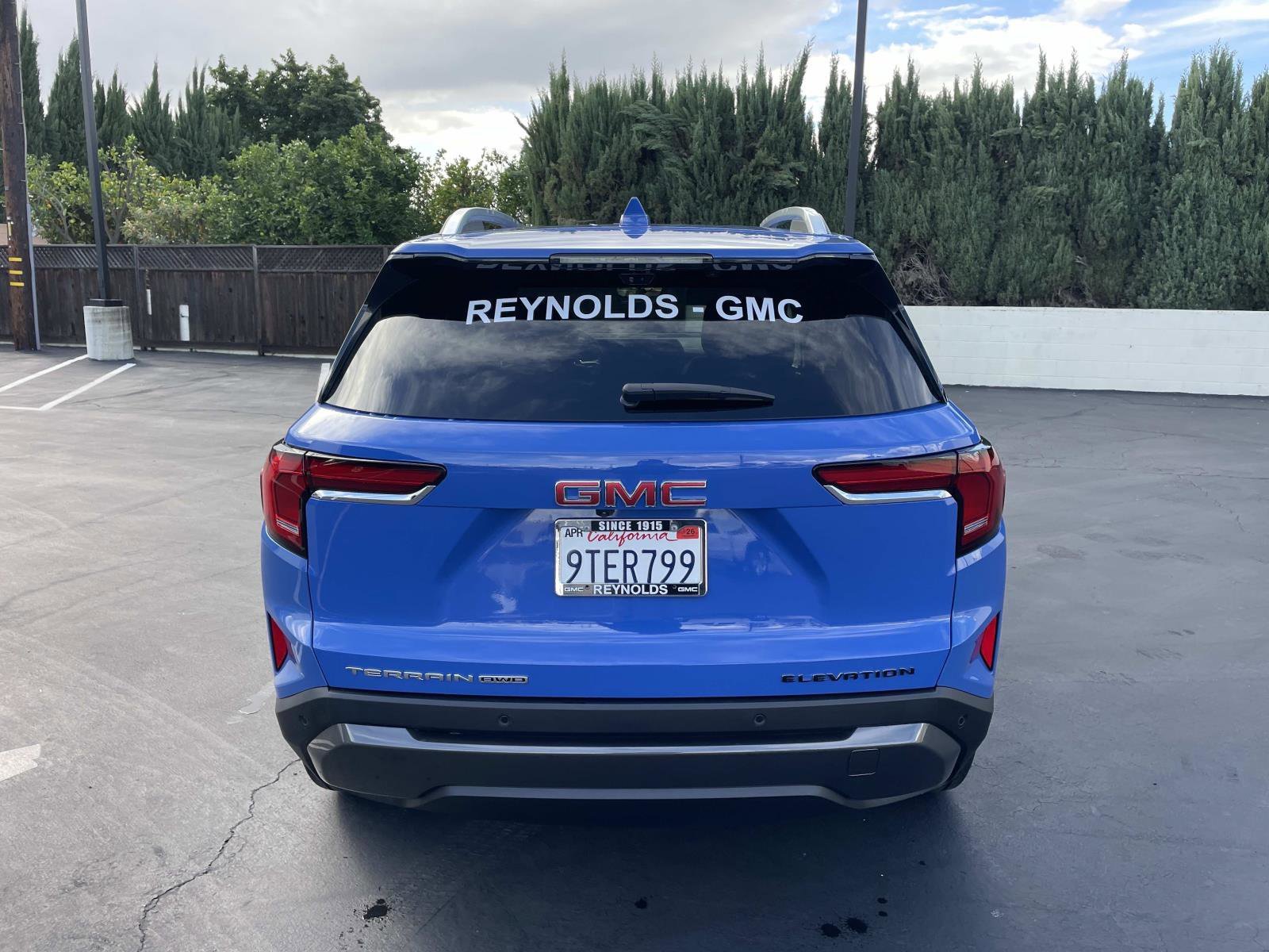 Used 2025 Rapids Metallic GMC Elevation image 6