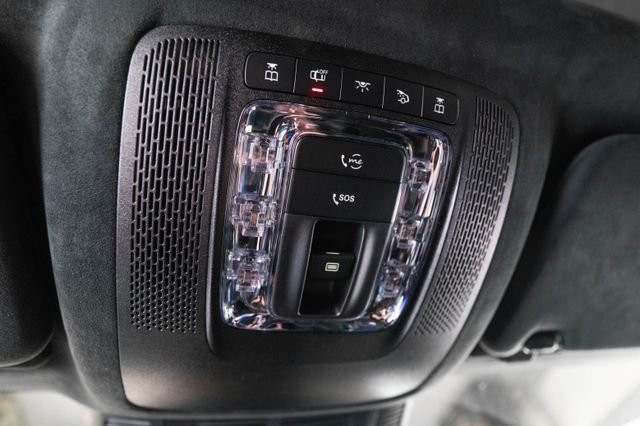 New 2026 MANUFAKTUR Moonlight White Metallic Mercedes-Benz GLS 63 AMG® image 30