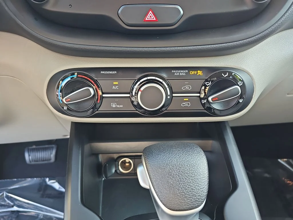 Used 2025 White Kia LX image 24