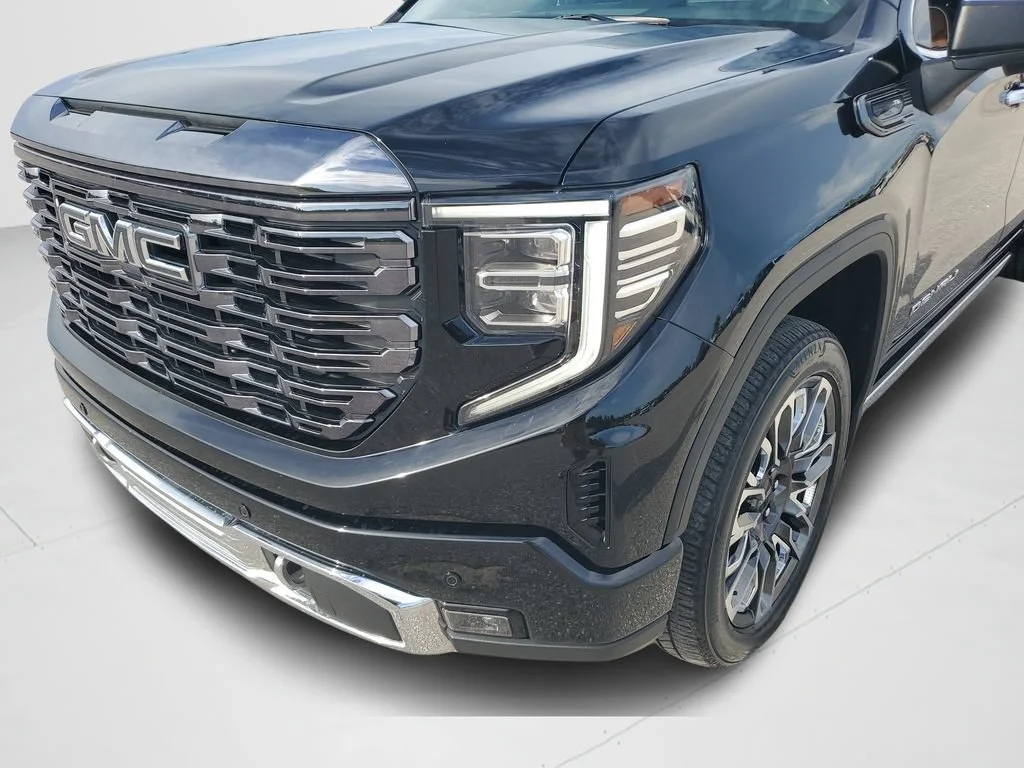 Used 2024 Onyx Black GMC Denali Ultimate image 26
