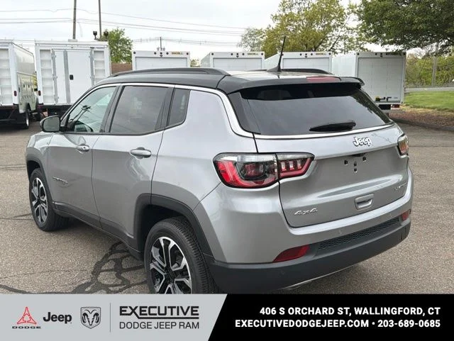 Used 2023 Silver Jeep Limited image 8