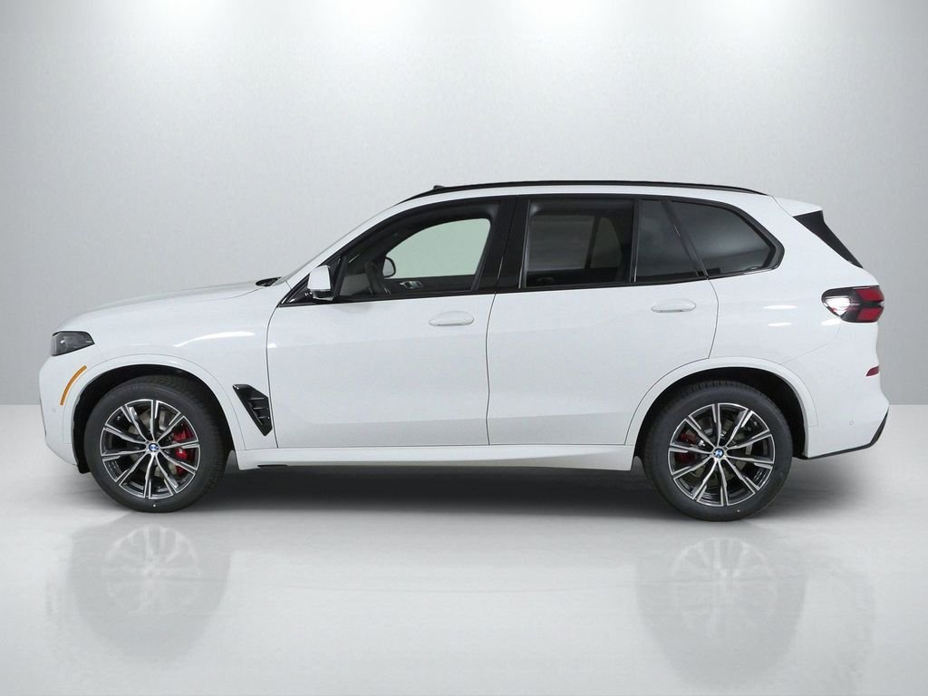 New 2026 Alpine White BMW xDrive40i image 15