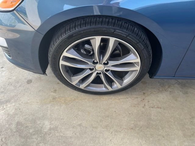 Used 2024 Blue Chevrolet LT image 10