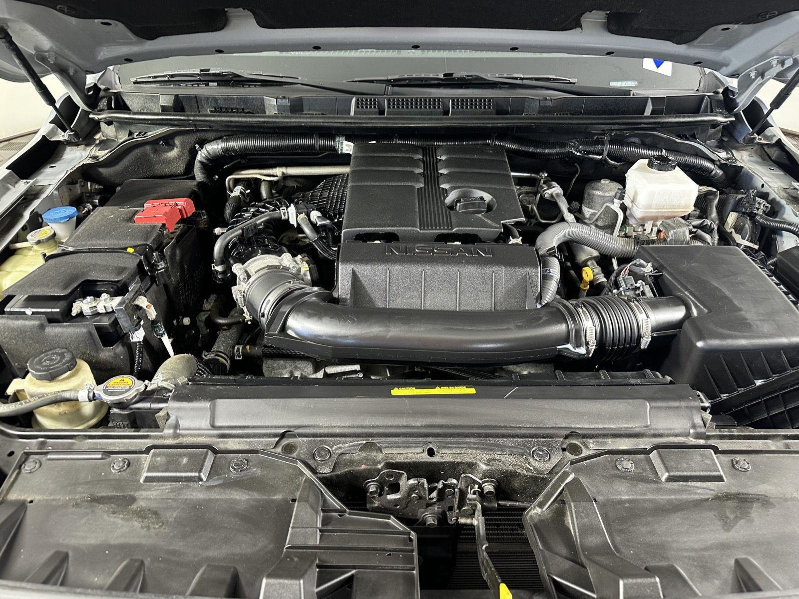 Used 2023 Boulder Gray Pearl Nissan PRO-4X image 3