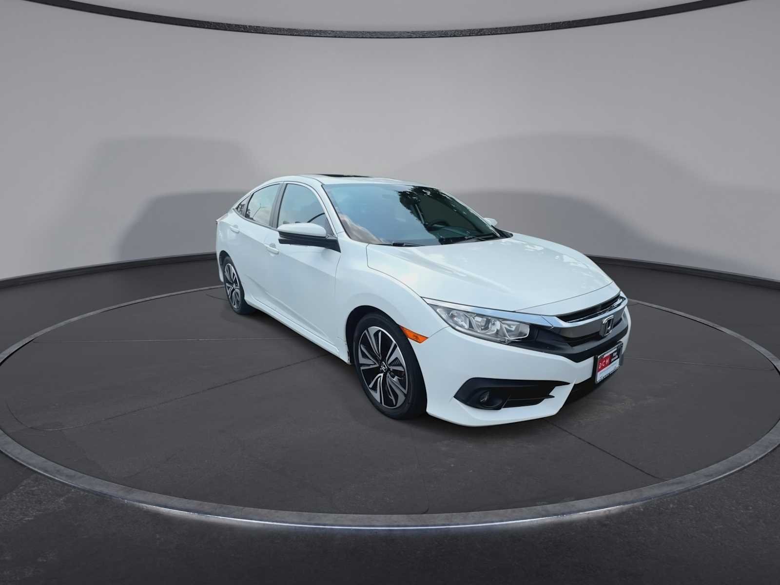 2017 Honda Civic EX-T - Photo 2