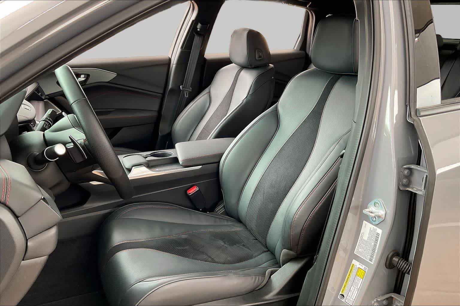 Used 2025 Urban Gray Pearl Acura w/A-Spec Package image 8