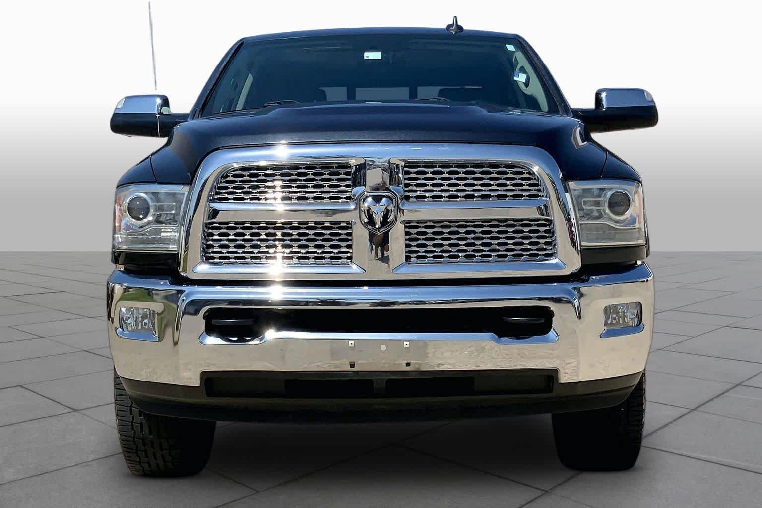 Used 2014 Maximum Steel Metallic Clearcoat Ram Laramie image 4