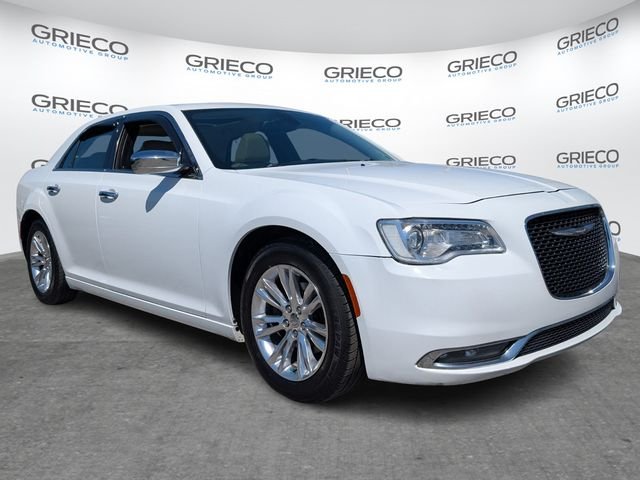 2016 Chrysler 300 C