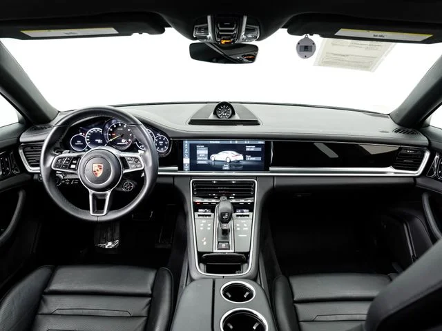 Used 2019  Porsche 4 image 23