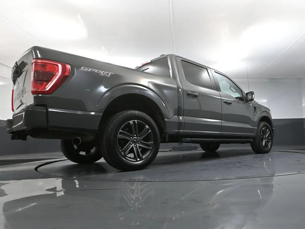 Used 2021 Gray Ford XLT image 45