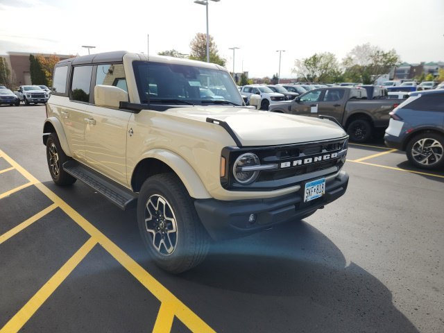 Certified Used 2025 Beige Ford Outer Banks image 1