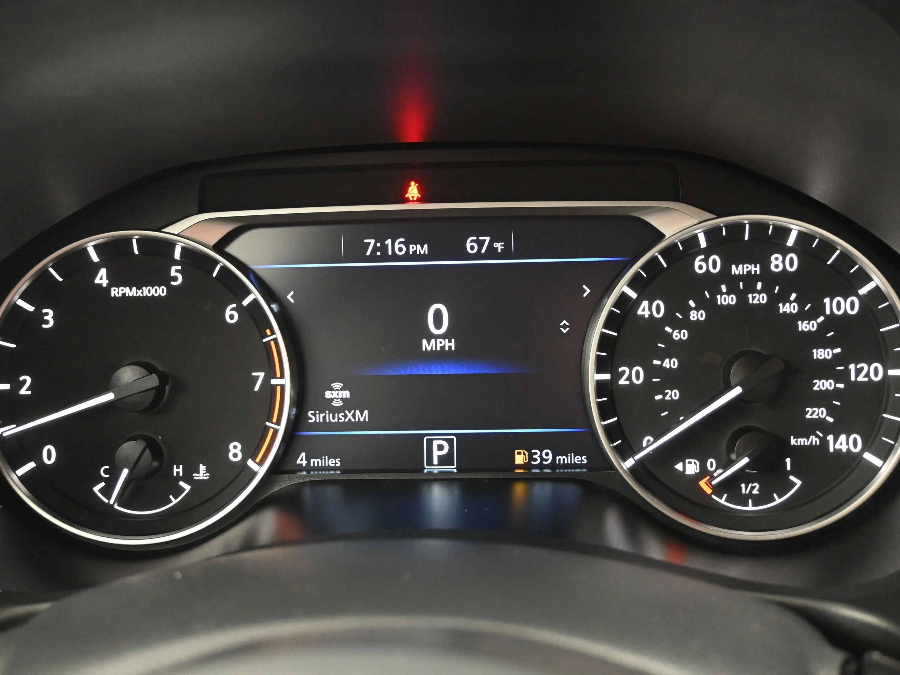 Certified Used 2025 Gray Sky Pearl Nissan SR image 19