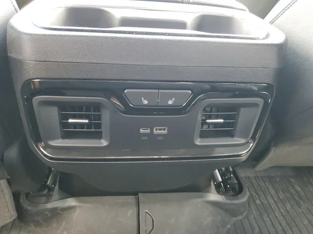 Used 2024 Sterling Metallic GMC AT4 image 25