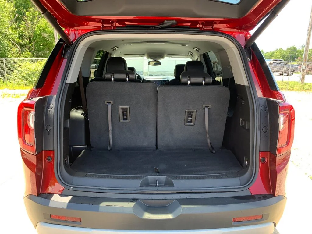 Used 2023 Red GMC SLT image 19