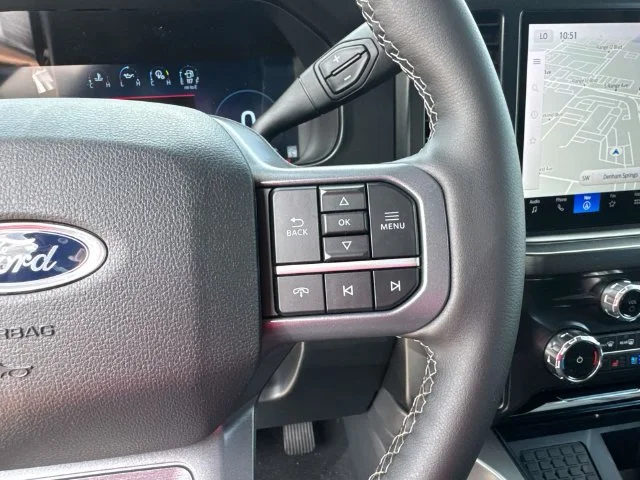 New 2026 Star White Metallic Tri-Coat Ford F-250® Lariat® image 54