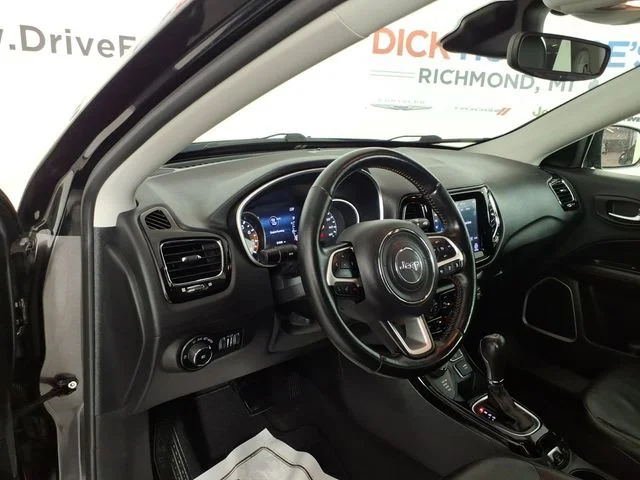 Used 2021 Gray Jeep Limited image 13