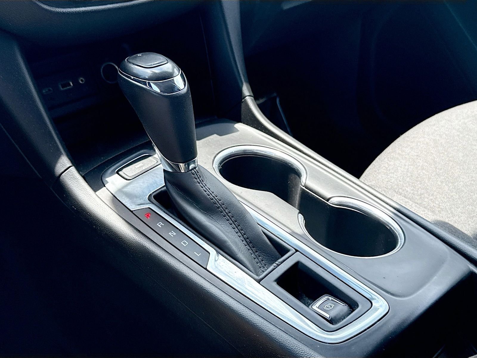 Used 2019 Silver Chevrolet LT image 27