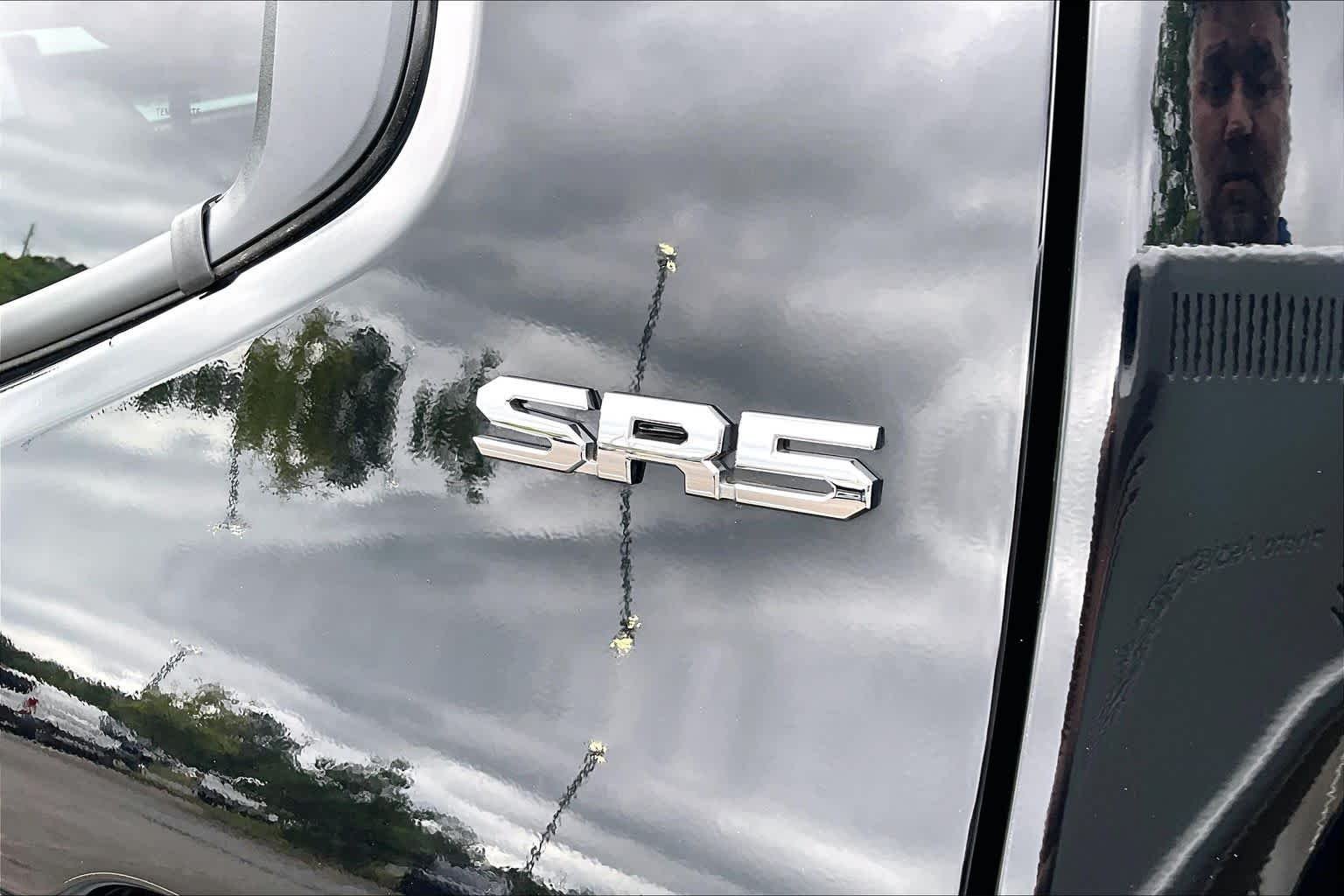 2025 Toyota Tacoma SR5 - Photo 10