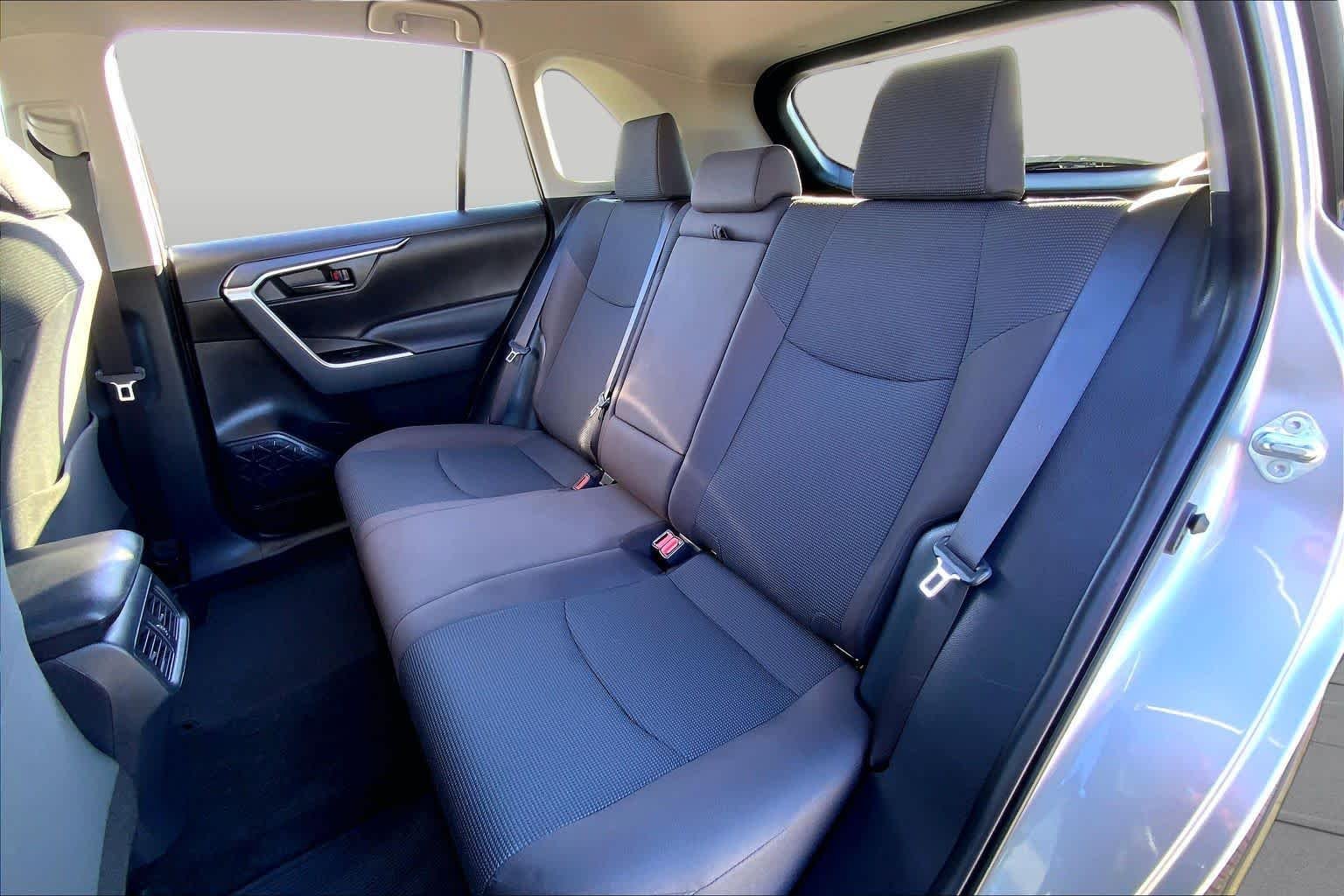 Used 2025 Silver Sky Metallic Toyota LE image 20