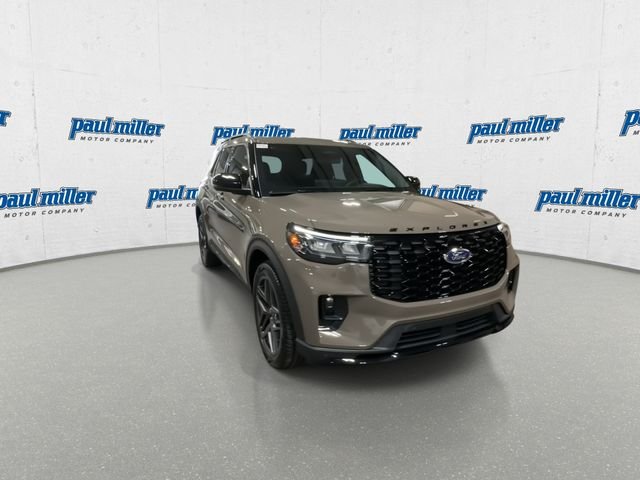 Used 2026 Gray Ford ST-Line image 3
