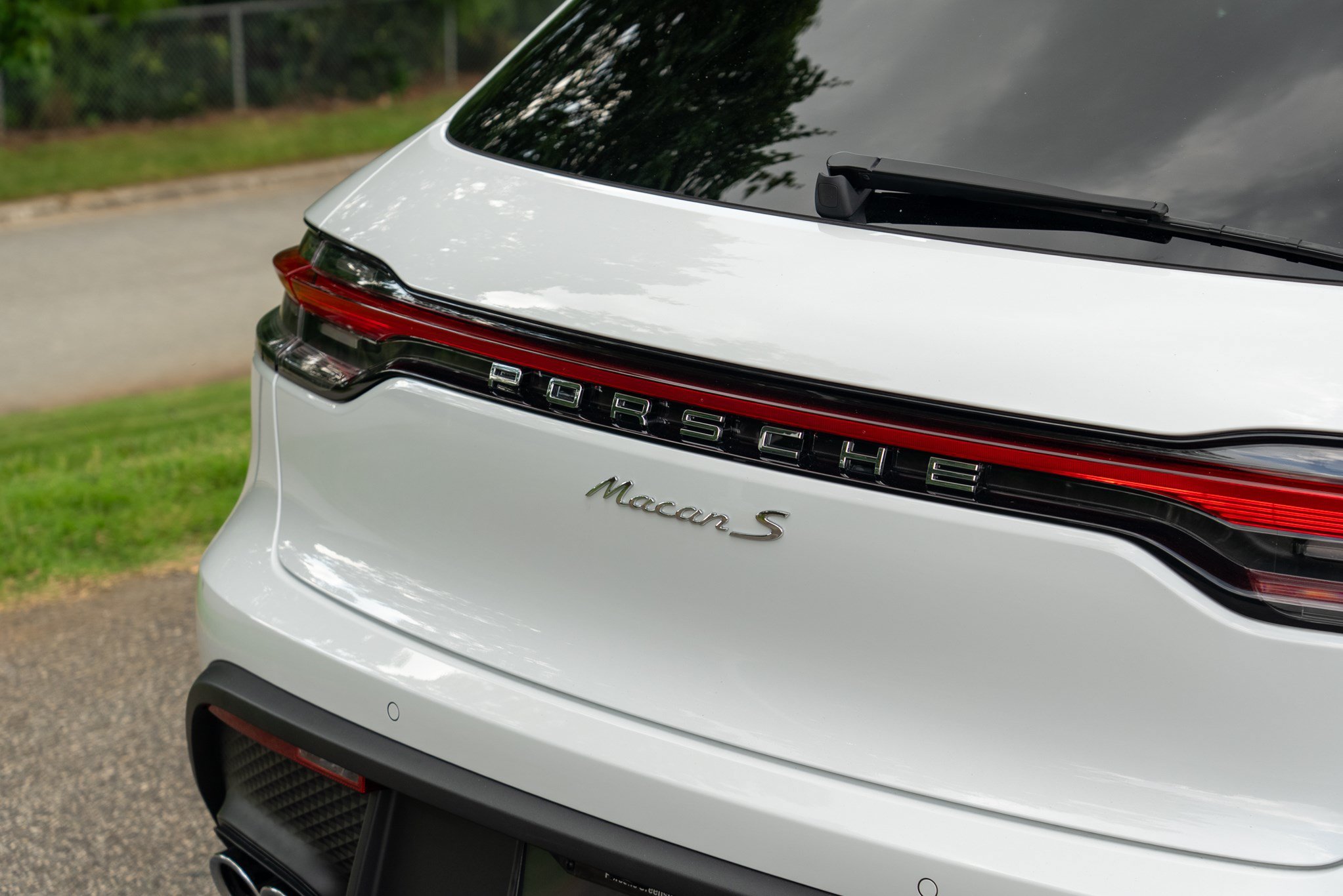 New 2026 Carrara White Metallic Porsche S image 13