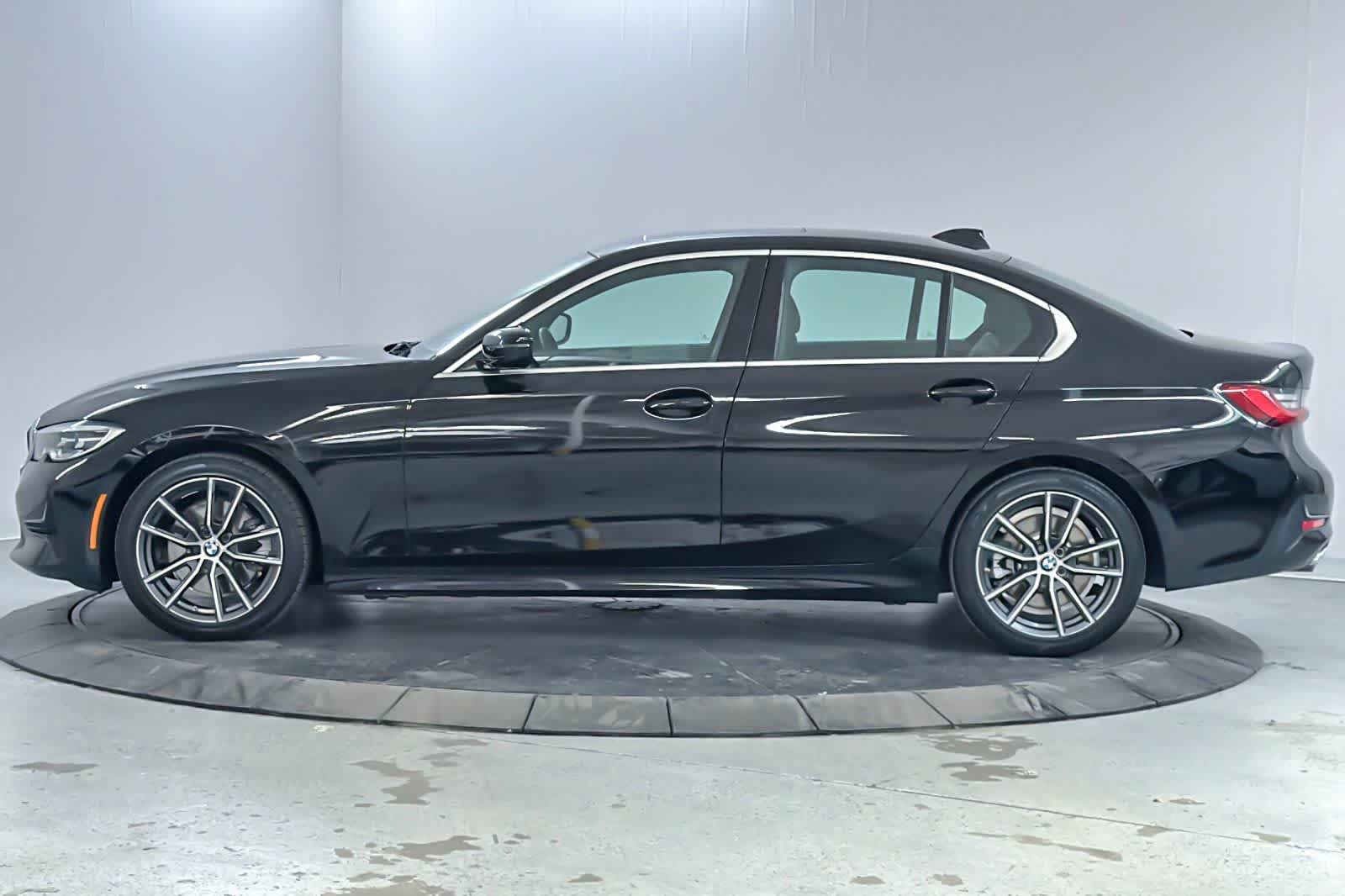 Used 2021 Jet Black BMW 330i image 5