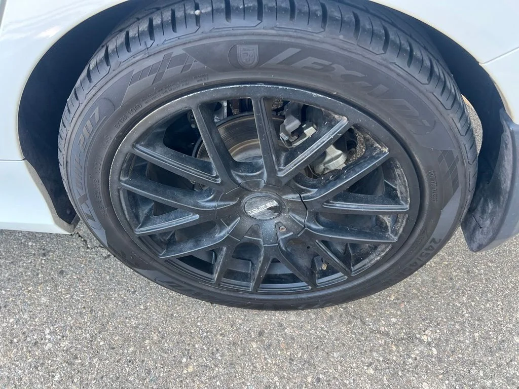 Used 2018 Taffeta White Honda LX image 30