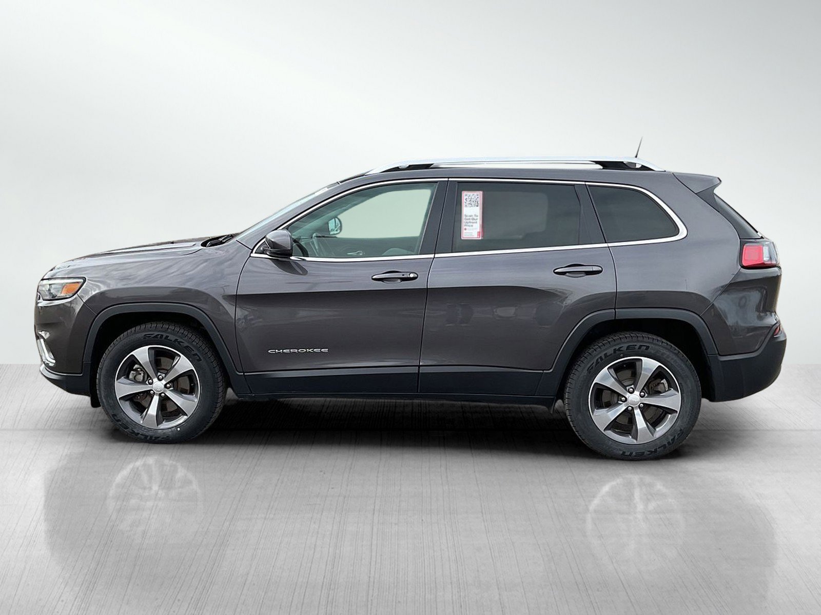 Used 2019 Jeep Cherokee Limited with VIN 1C4PJMDX2KD337677 for sale in Brainerd, Minnesota