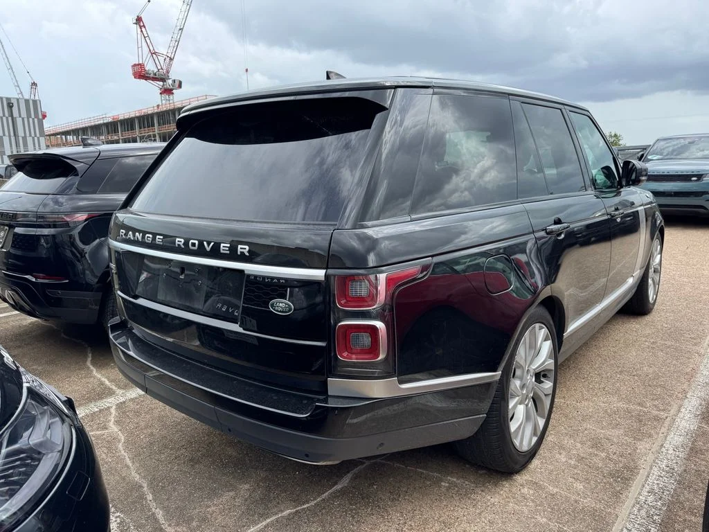 Used 2021 Santorini Black Metallic Land Rover Westminster image 3
