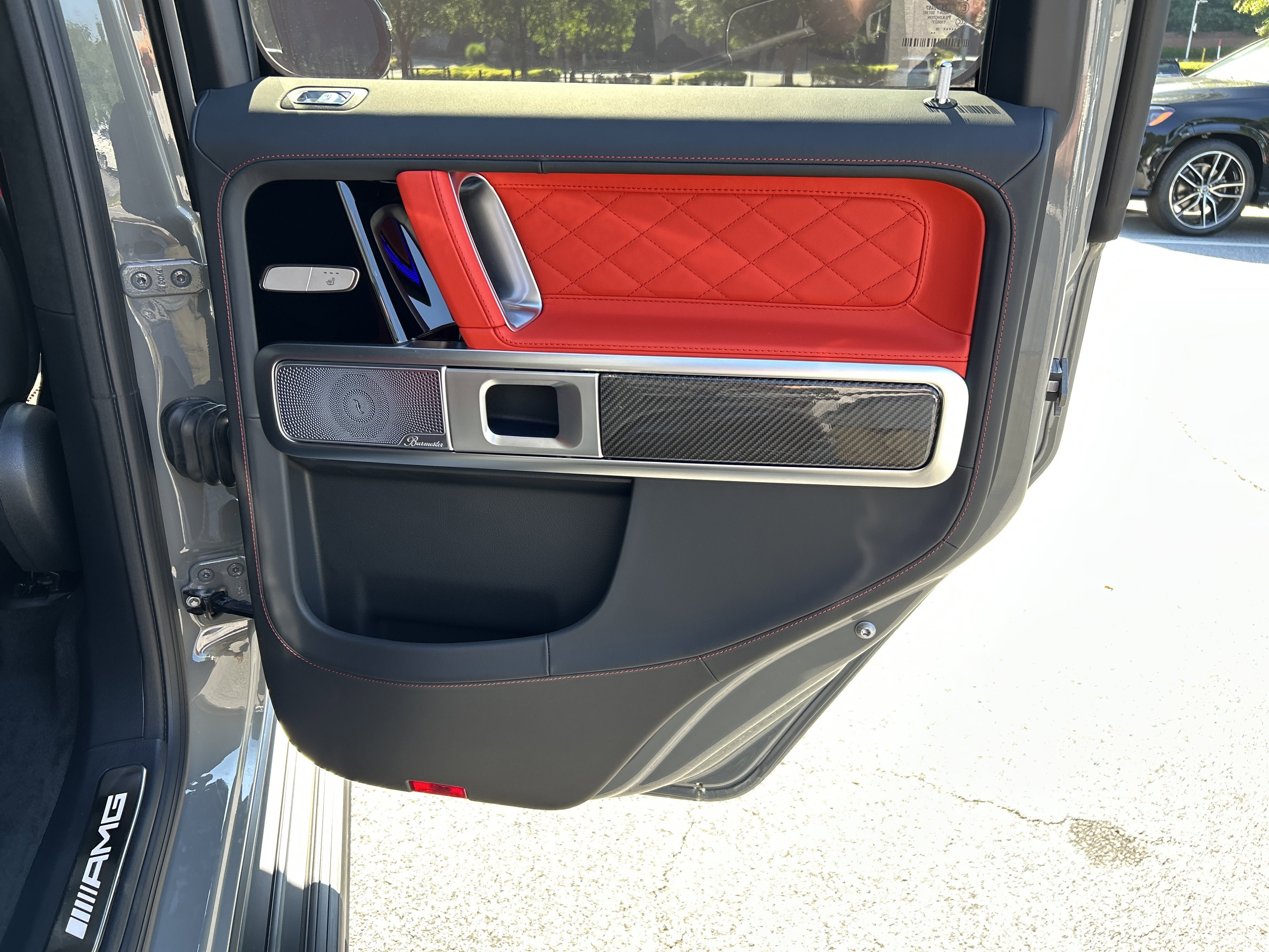 New 2026 MANUFAKTUR Arabian Grey Non- Metallic Mercedes-Benz AMG® G 63 SUV image 38