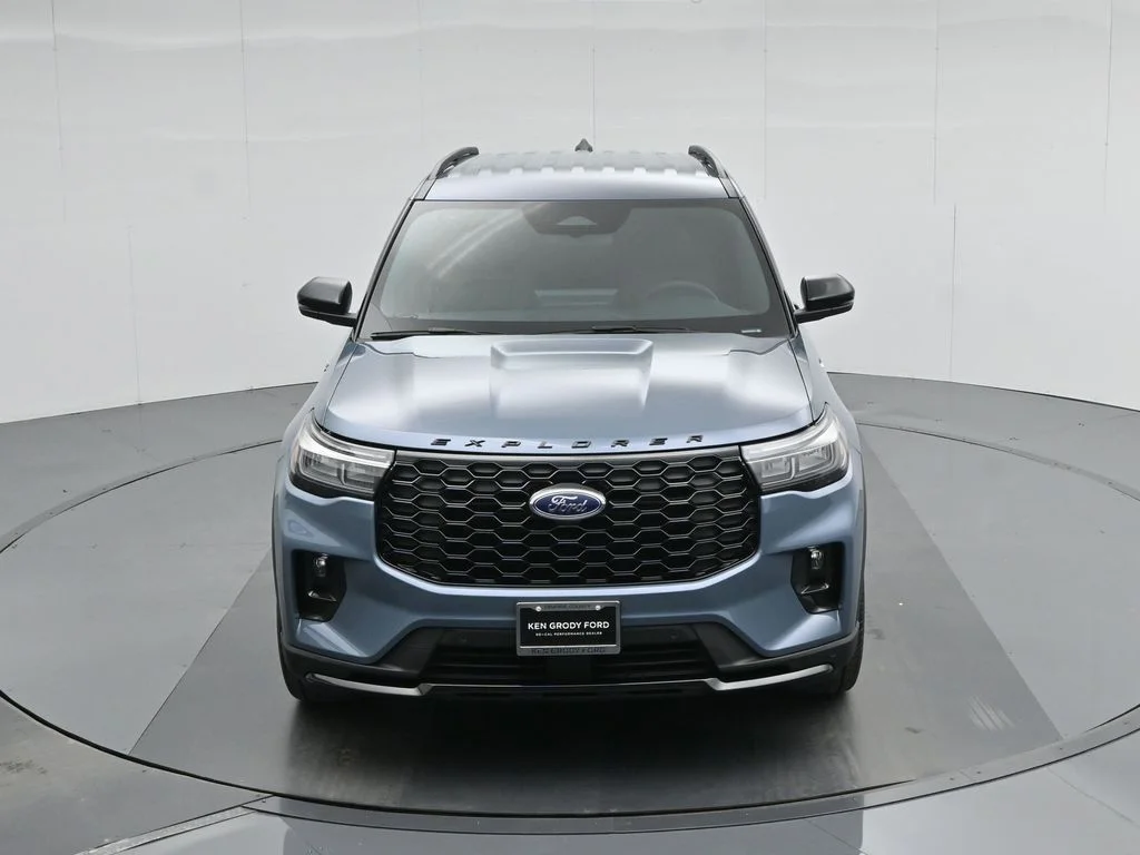 New 2026 Vapor Blue Metallic Ford ST-Line image 40
