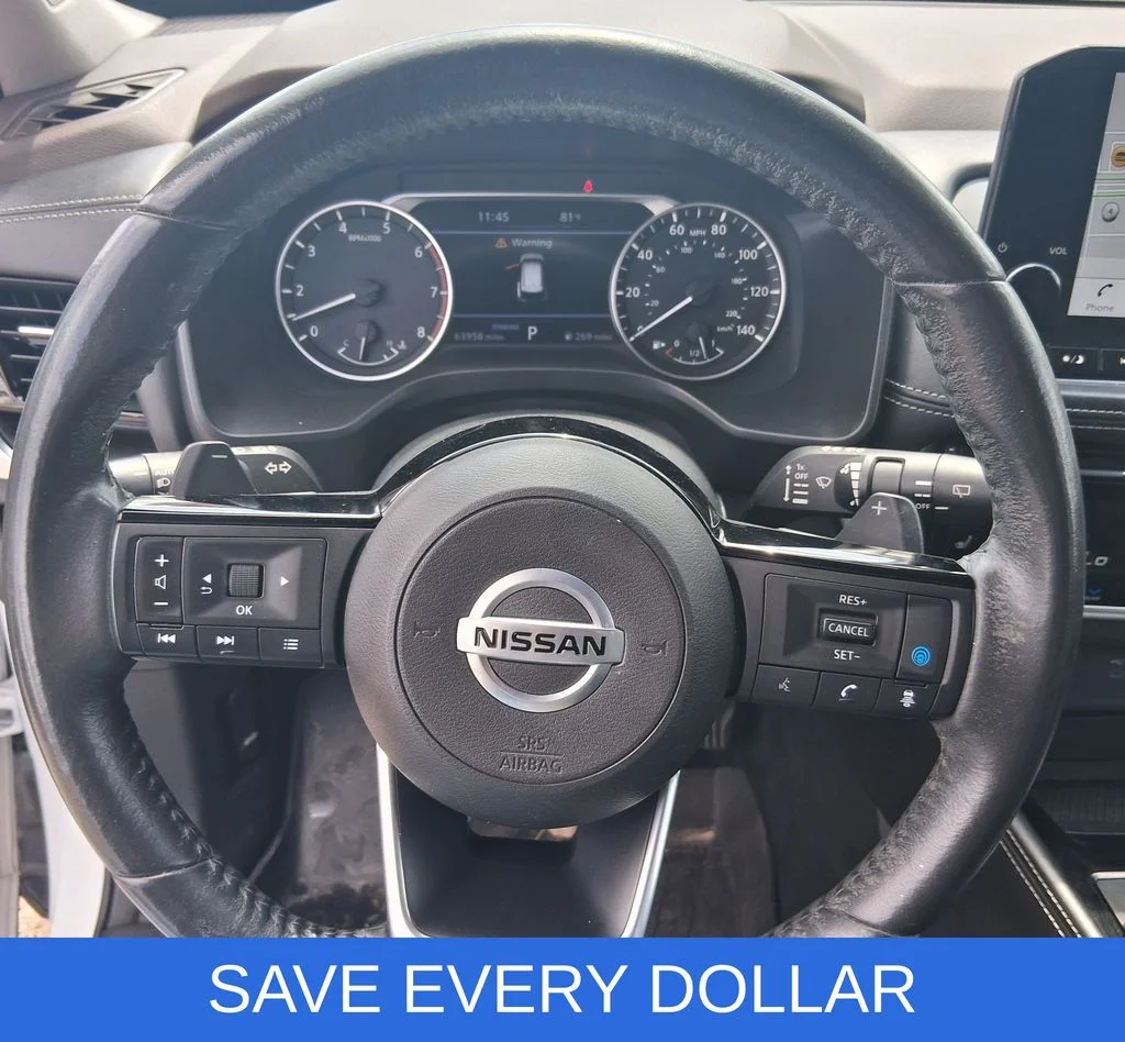 Used 2021 White Nissan SL image 11