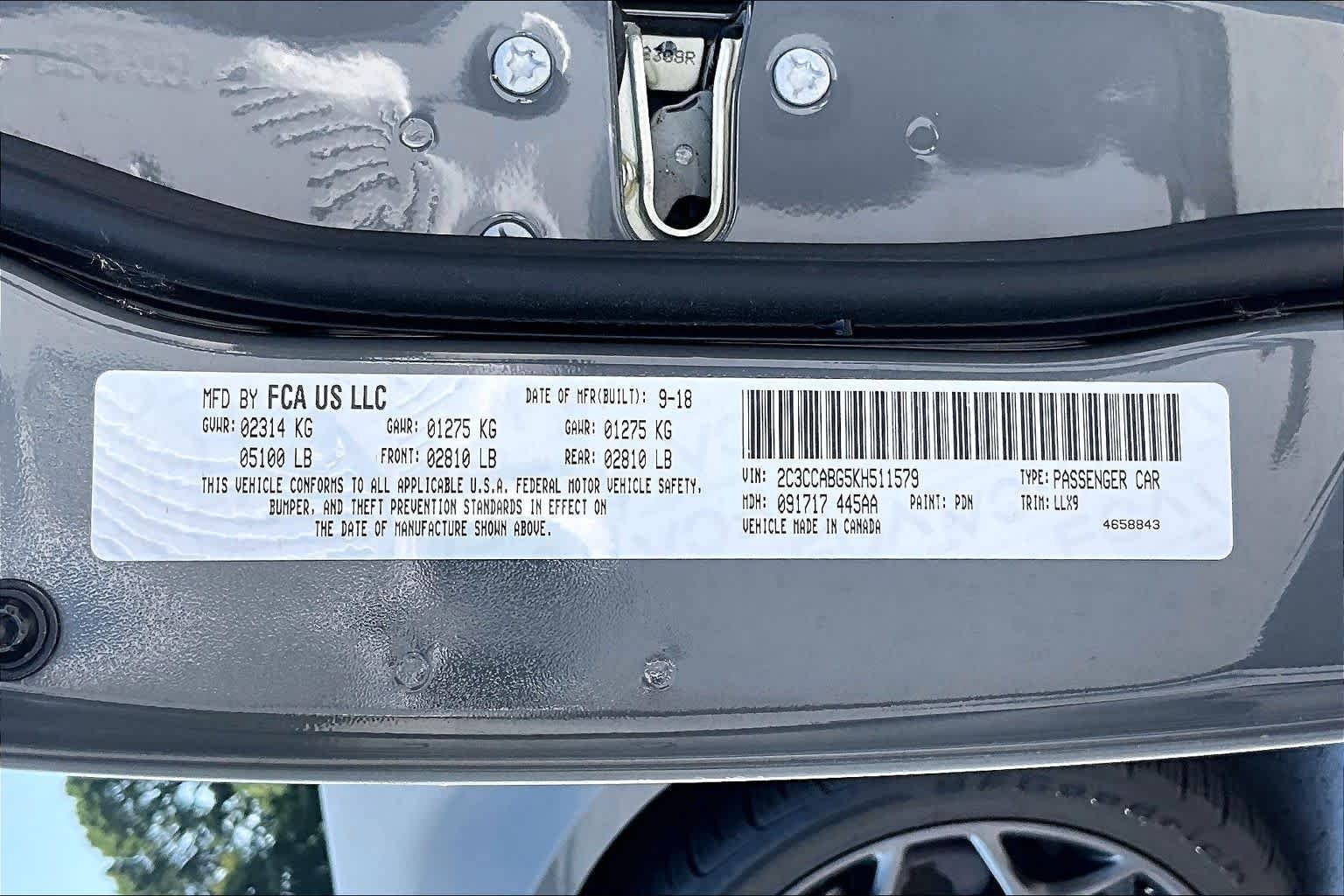 Used 2019 Ceramic Grey Clearcoat Chrysler 300S image 30