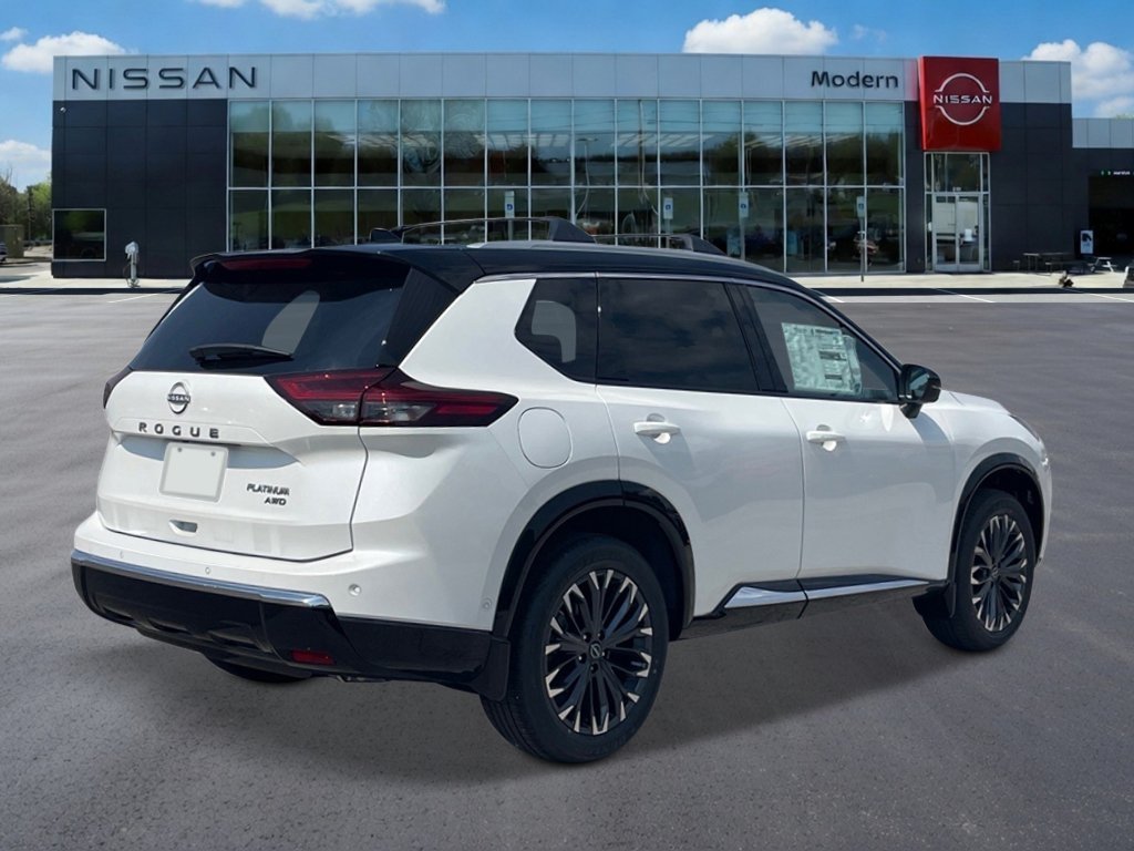 New 2026 Everest White Pearl/Super Black Nissan Platinum image 5