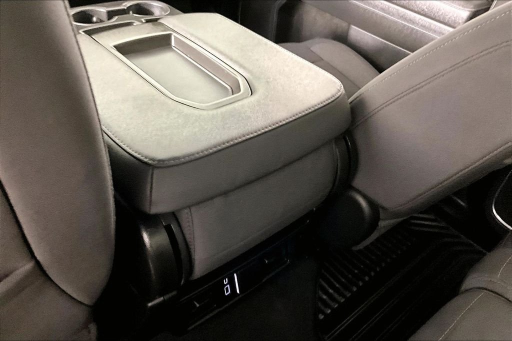 Used 2024 Red GMC Elevation image 10