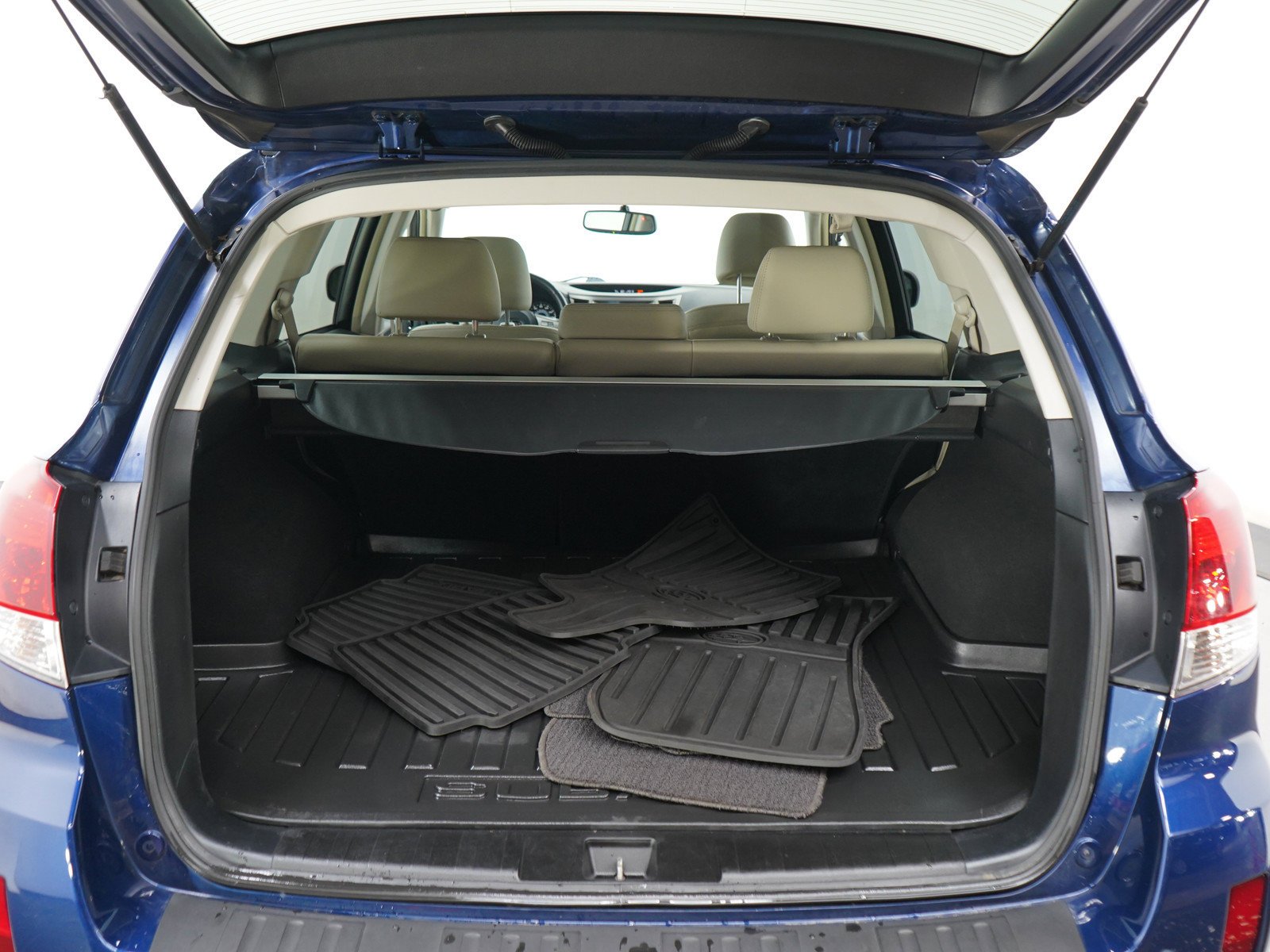 Used 2010 Azurite Blue Pearl Subaru 3.6R image 16