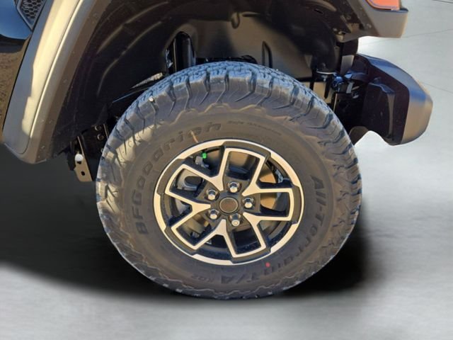 New 2026 Black Clear-Coat Exterior Paint Jeep Rubicon image 35