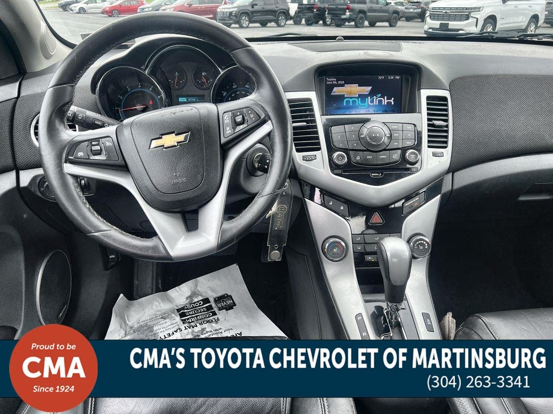Used 2014 Silver Ice Metallic Chevrolet 2LT image 10