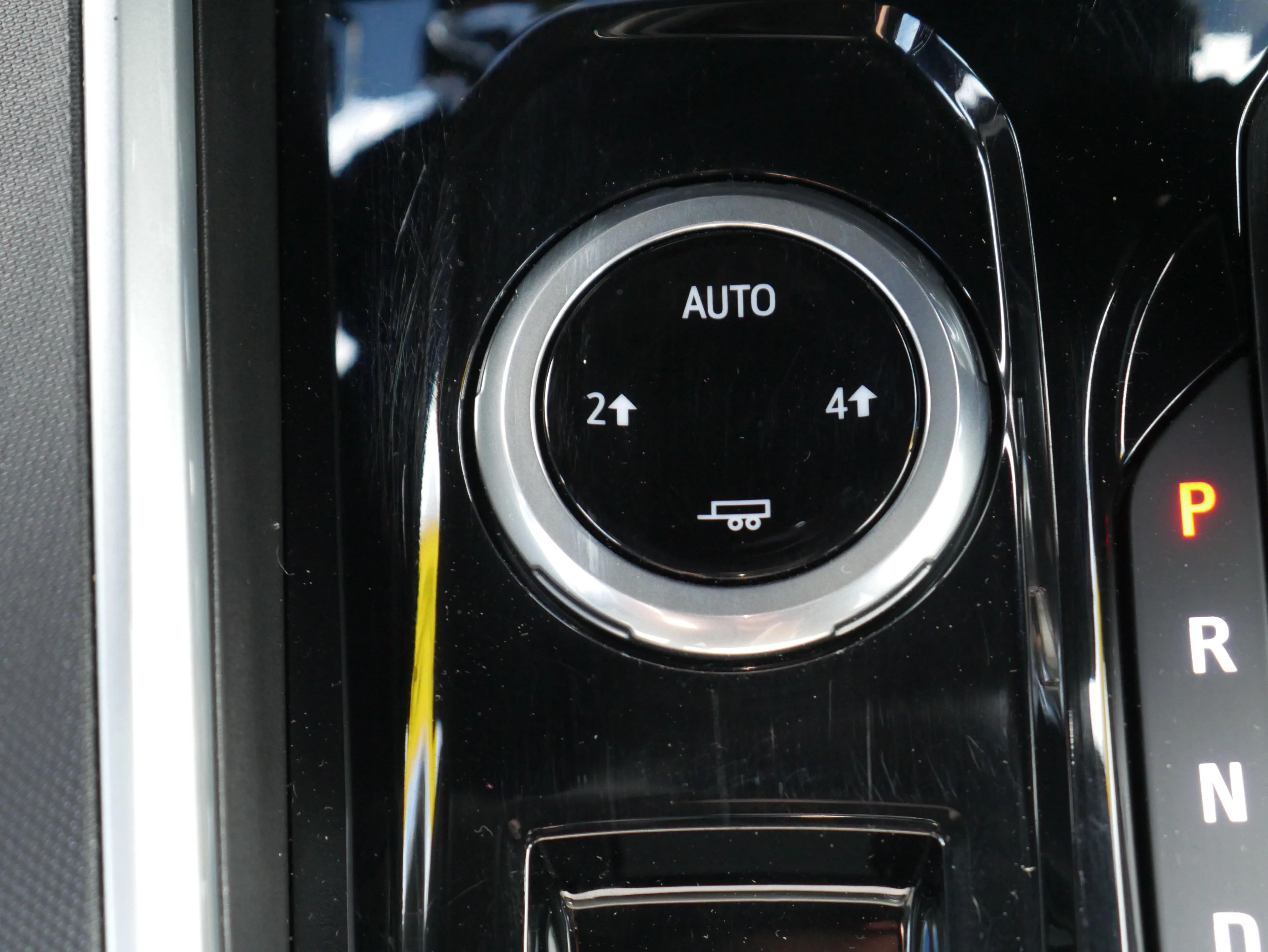 2024 Chevrolet Colorado LT - Photo 24