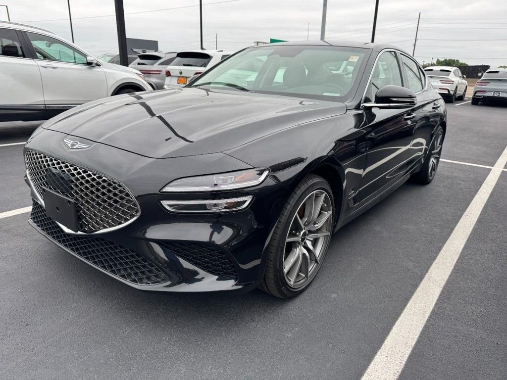 Certified Used 2025 Vik Black Genesis 2.5T image 3
