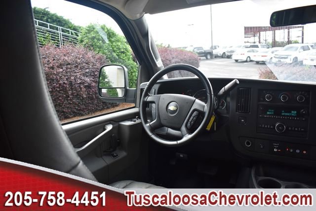 2023 Chevrolet Express Cargo Work Van - Photo 22