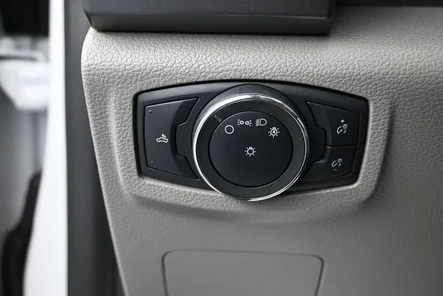 Used 2020 White Ford XL image 12