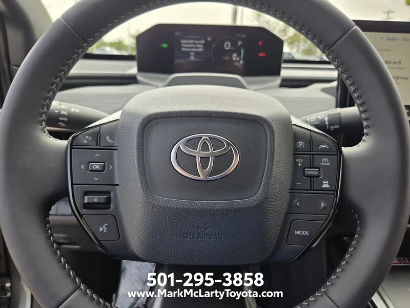 Used 2026 Overcast TOYOTA SE AWD image 22