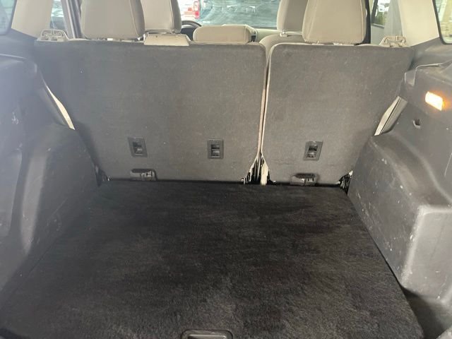 Used 2014 Gray Ford SE image 16