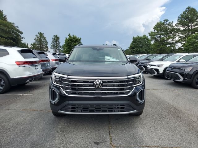 New 2026 Black Volkswagen 2.0T SE w/Technology image 2