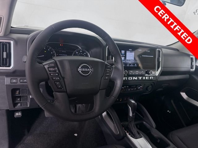 2025 Nissan Frontier SV - Photo 11