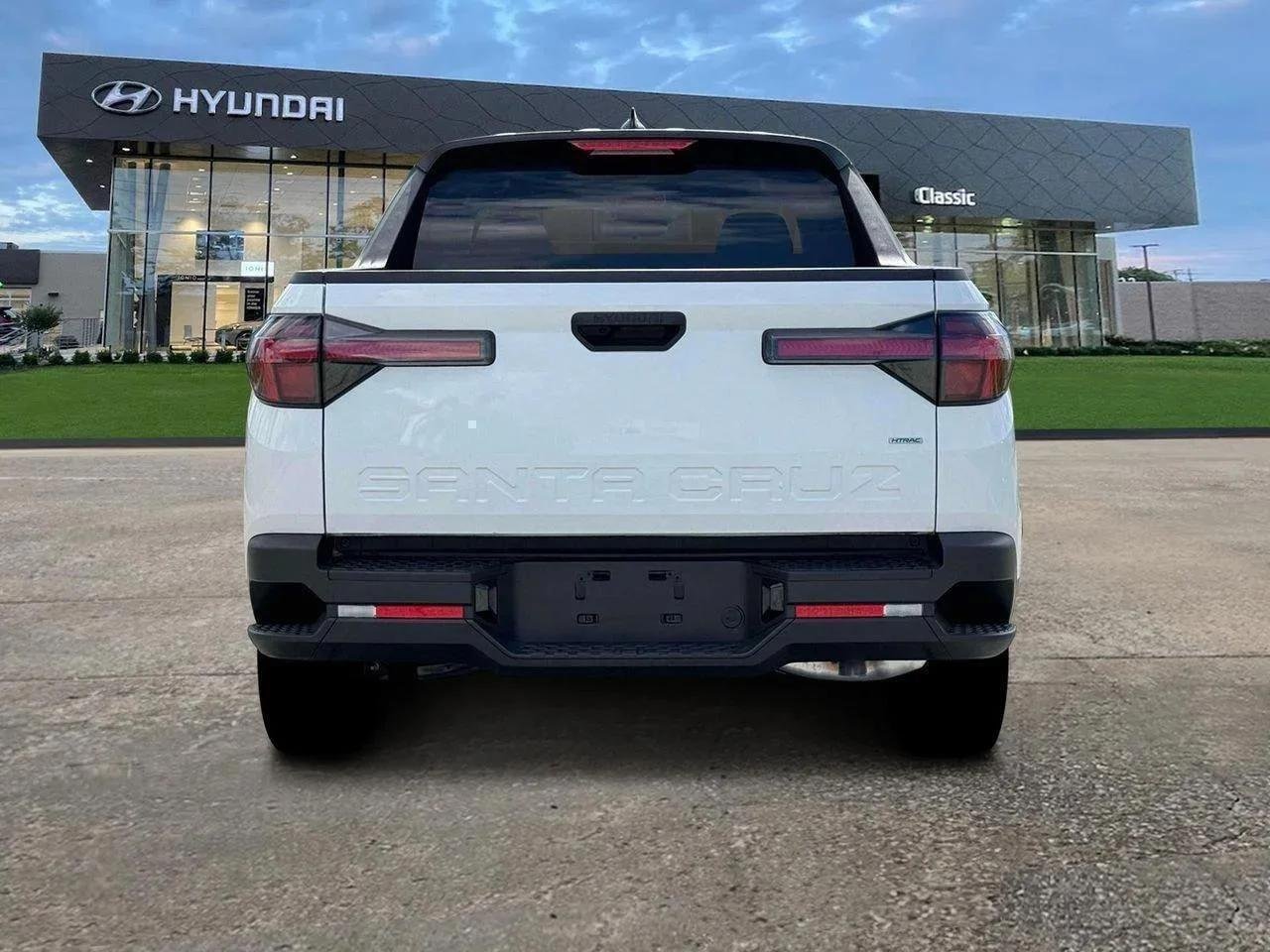 New 2026 Atlas White Hyundai SE image 6