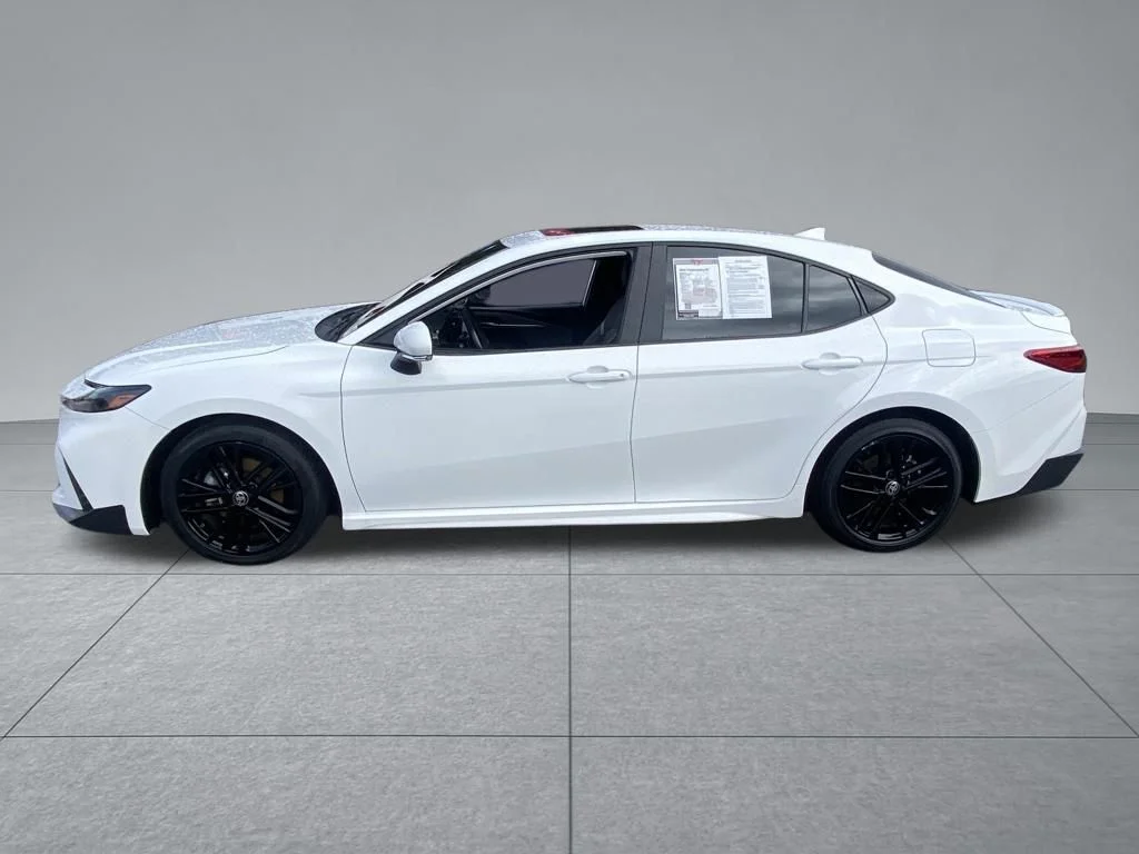 Used 2025 White Toyota SE image 4