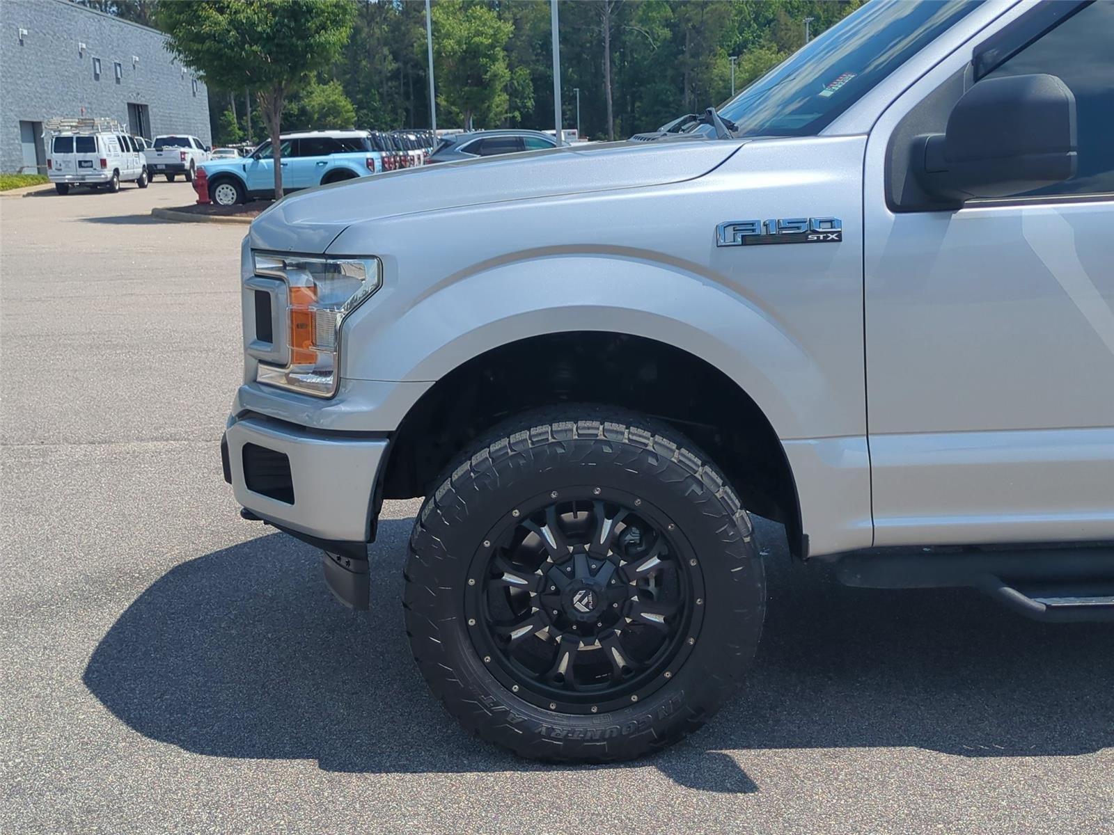 Used 2018 Ingot Silver Ford XL image 10